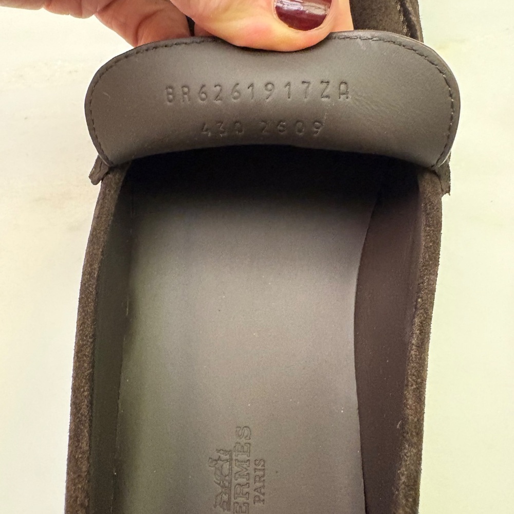 Beautiful Hermes Ignacio Suede Loafers in this season's chocolate brown - Picture 9 of 10